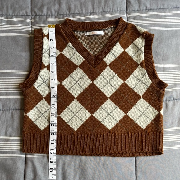 Brown argyle sweater vest - Picture 5 of 6